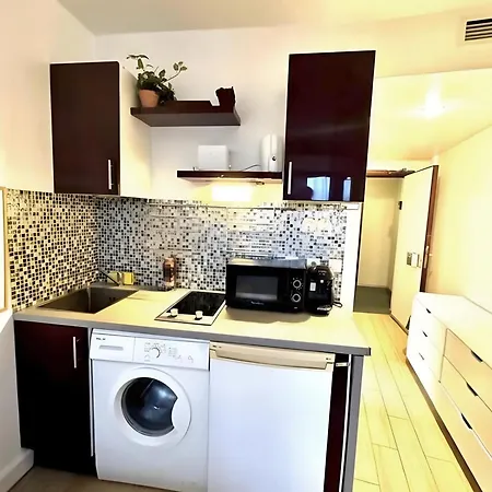 Cozy Beaugrennel Apartment *